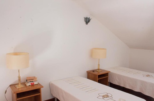 Santo Antonio dos Olivais Apartment | Palácio da Portela III