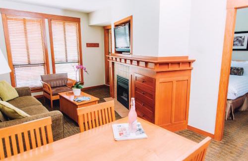 Whistler Village Hotel | Pan Pacific Whistler Mountainside