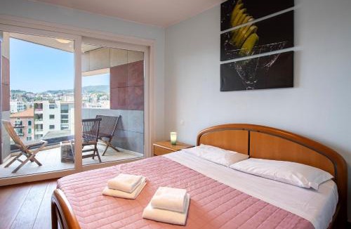 Viganello Apartment | Panoramic Penthouse - Happy Rentals