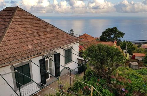 Gaula House | Paradise View