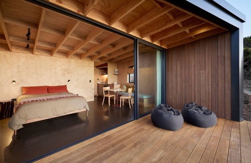 Wellington Cabin | Parangarehu - Ahi Kā