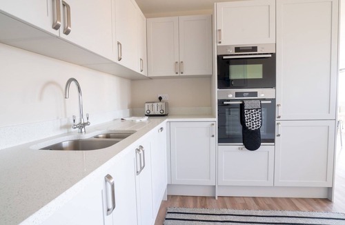 Ebrington House | Pass the Keys | Chestnut Cottage | parking | stunning views