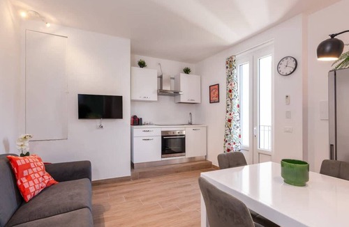 Precotto Apartment | Peace and comfort just steps away from the M1 Metro.