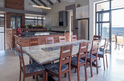 Dullstroom House | Peaceful 4-bedroom house On Highland Gate Golf & Trout Estate in Dullstroom