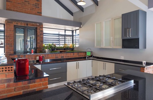 Dullstroom House | Peaceful 4-bedroom house On Highland Gate Golf & Trout Estate in Dullstroom