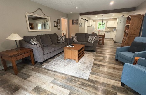 South Bruce Peninsula Cottage | Peninsula Perch: Water & Trails