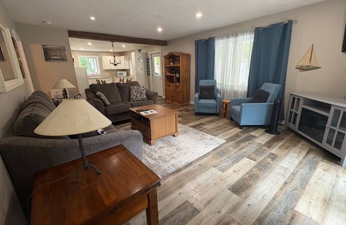 South Bruce Peninsula Cottage | Peninsula Perch: Water & Trails