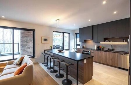 Orford Apartment | Penthouse at the foot of Mont Orford! Spas & Pool