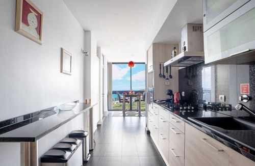 Canico Apartment | Penthouse Paradisus by LovelyStay