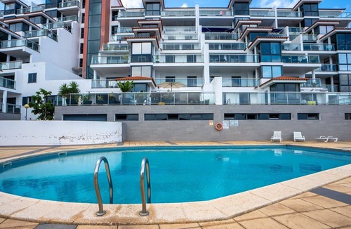 Canico Apartment | Penthouse Paradisus by LovelyStay