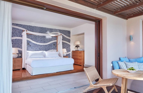 Elounda Hotel | Phāea Blue - Small Luxury Hotels of the World