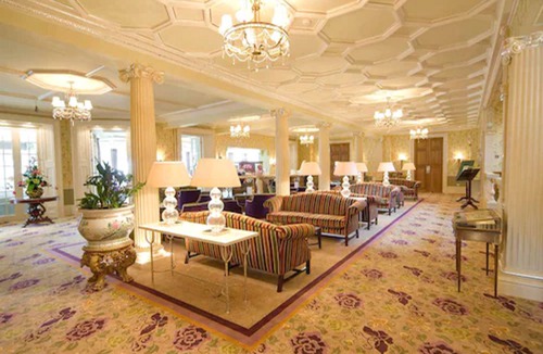 Henley-on-Thames House | Phyllis Court Members Club