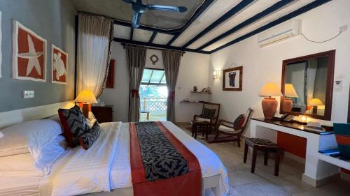 Galu Hotel | Pinewood Beach Resort and Spa