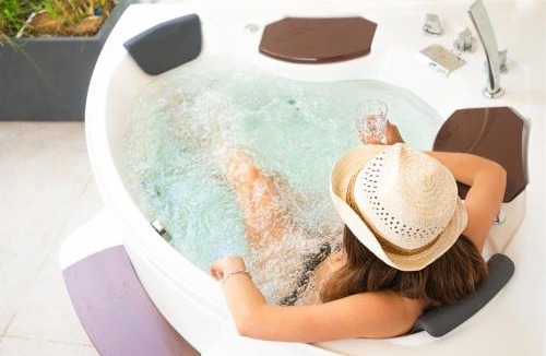 Peschiera del Garda House | Plaza Lago di Garda Rooms - Rooftop, Lakeview & Jacuzzi