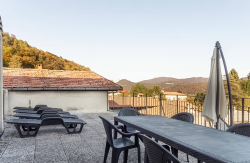 Castello Cabiaglio Apartment | PM8