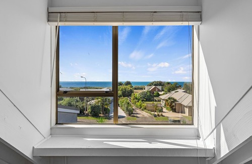 Clifton House | Pohara Beach Escape - Pohara Beach Holiday Home
