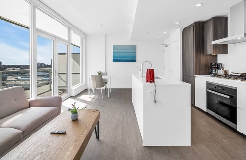 Richmond City Centre Apartment | PPRM Tulip Richmond Centre 1BD & 1BA Condo