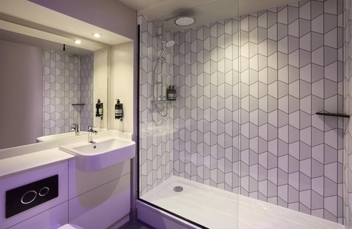 Diseworth Hotel | Premier Inn East Midlands Airport