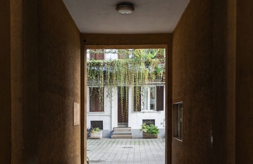 NoLo Apartment | Prestige Home - near Sub and Train