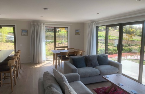 Redwood Valley House | Private attractive single story villa, sleeping 4 people.
