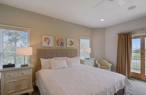 Duck House | Private Beach Access | Access to 2 Pools + more