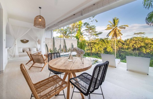 Pejeng Kawan Villa | Private Pool Retreat Ubud 1br Villa Jungle Serenity