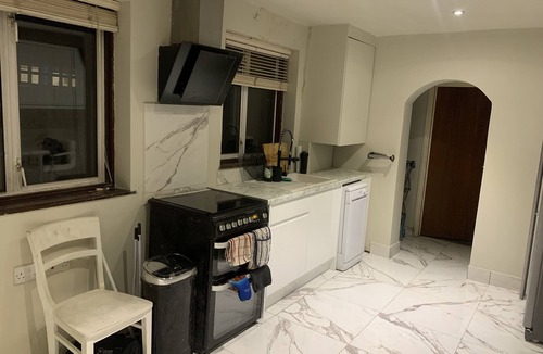 Walthamstow Apartment | Private room in residential home