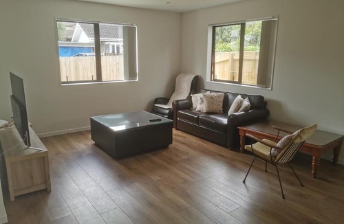 Papatoetoe Bed & Breakfast | Private Room2 in Central Papatoetoe