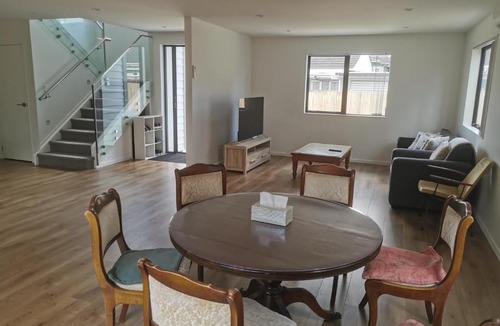 Papatoetoe Bed & Breakfast | Private Room2 in Central Papatoetoe