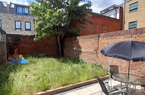 Boleyn Apartment | Privet apartment with 2 bedrooms for relaxing escape in EastHam near CentralPark