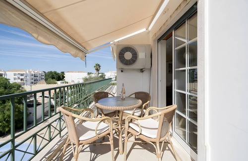 Conceicao e Cabanas de Tavira Apartment | Bright and Comfortable Two-Bedroom Apartment in Conceição Cabanas