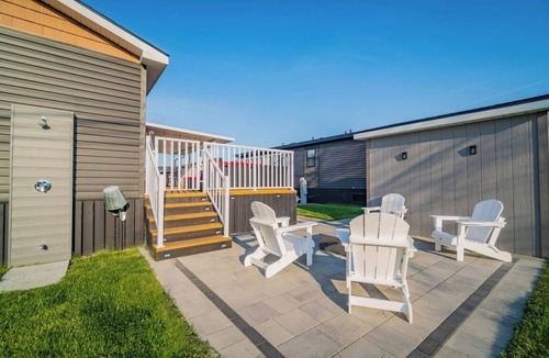 Sherkston Cottage | Quarry Meadows Resort Living ! Sherkson Shores