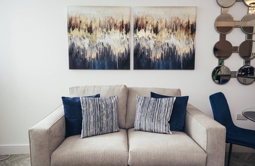 Barrow-on-Trent Apartment | Queensferry Collection - Residence 9