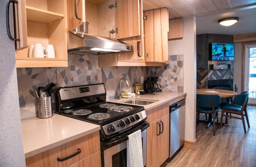 Banff Condo | Quiet, Bright, Cozy Banff Condo