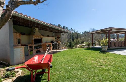 Arganil House | Quinta do Rio Alva and Glamping Lodges