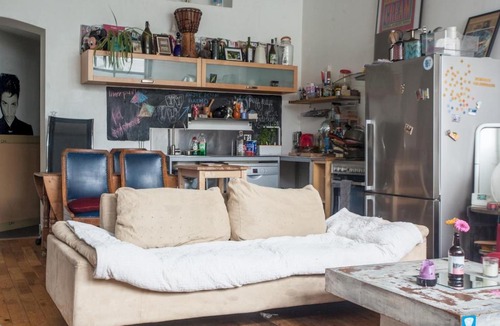 Hackney Downs Apartment | Quirky Antique Apartment in Trendy Clapton
