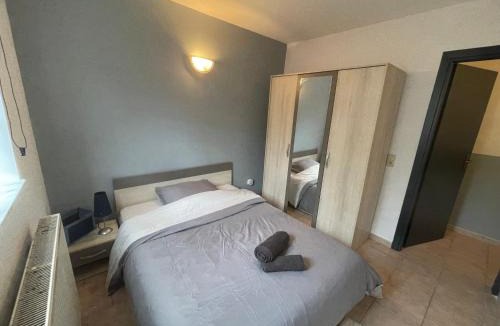 Bernissart Apartment | Résidence iguanodon Mélina À proximité du site Google dour