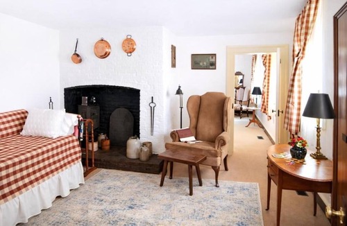 Downtown Baltimore Bed & Breakfast | Rachael's Inner Harbor Boutique Inn