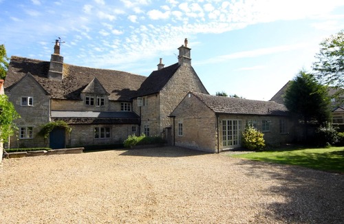 Castle Bytham House | Rectory Farm Barn - deluxe 3 bedroom barn