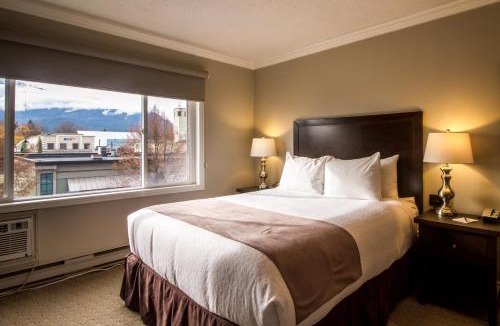 Revelstoke Hotel | Regent Hotel Revelstoke