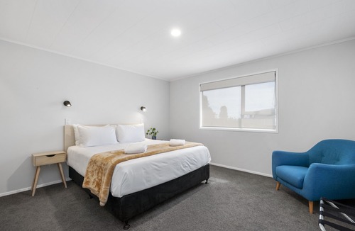 Richmond Heights House | Relax @ Richmond Heights