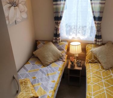 Tattershall Resort | Relaxing Breaks with Hot tub at Tattershal lakes 3 Bedroom