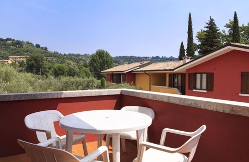 Garda Apartment | Residence Poiano three-room apartment Trilo for 6 persons