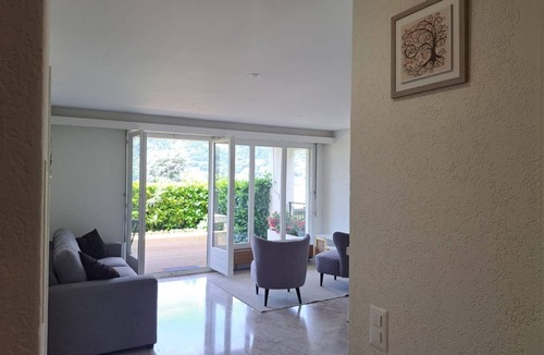 Morcote Apartment | Residence with pool and beach (Morcote Romance)