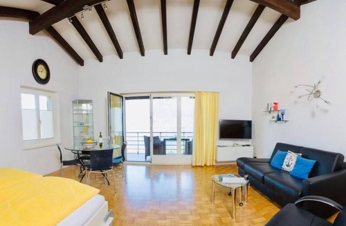 Vira Apartment | Residenza Viramonte - Casa Elena, Wohnung 46 by Interhome