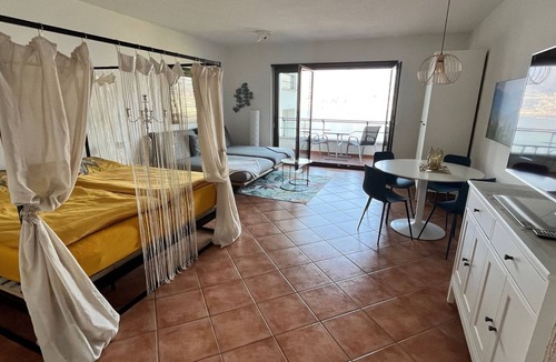 Vira Apartment | Residenza Viramonte, Casa Fiona, Wohnung 53 by Interhome