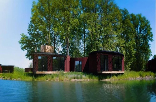 Maubray Villa | Retreat with Luxury Comfort
