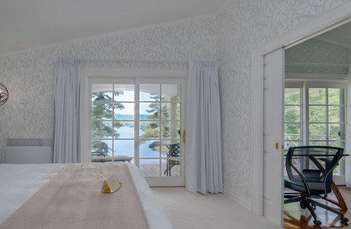 Ayers Cliff Hotel | Ripplecove Hotel & Spa