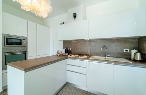 Nesso Apartment | Ritzy Ka'Doro Lakeview