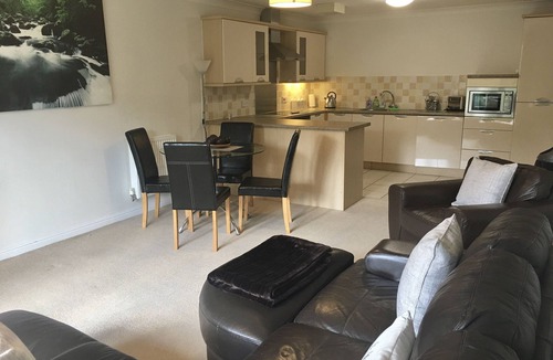 St Neots Apartment | River Ground Floor Apartment - 96 Skipper way